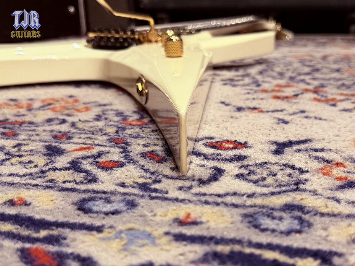 2009 DBZ Bird Of Prey - Aged White w/ Gold Hardware
