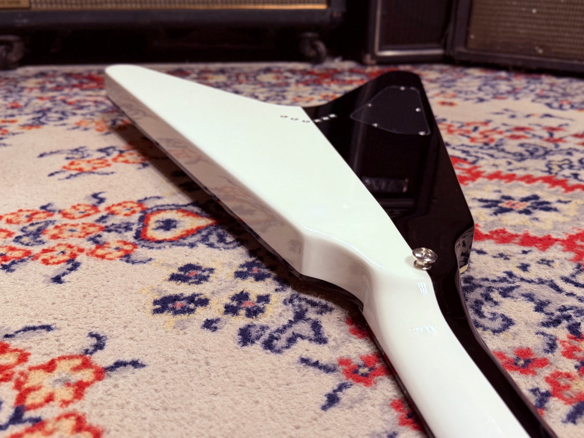 2009 Dean Michael Schenker Signature Custom Flames Flying V w/ OHSC