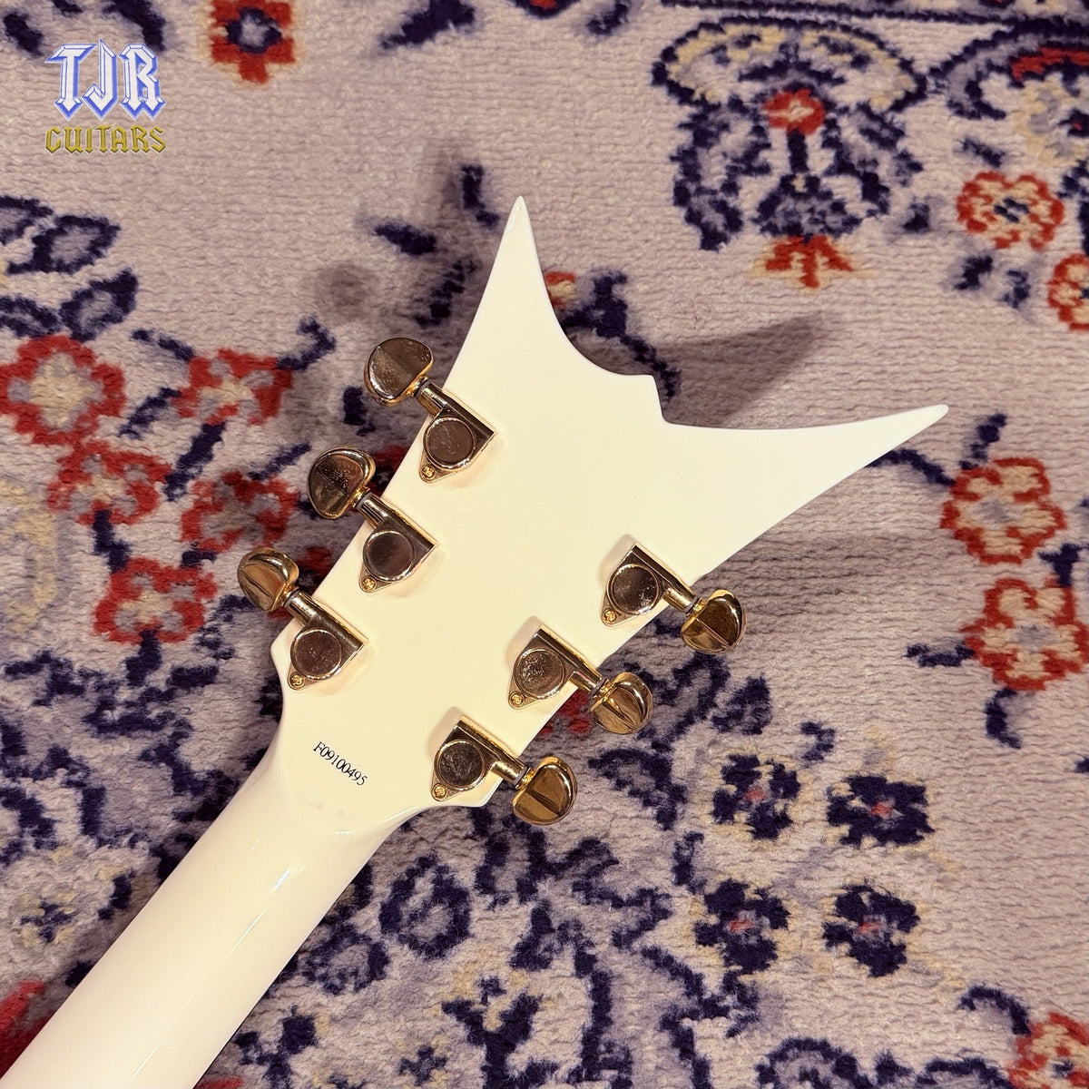 2009 DBZ Bird Of Prey - Aged White w/ Gold Hardware